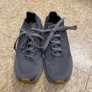 NoBull Knit Runners in great condition!
